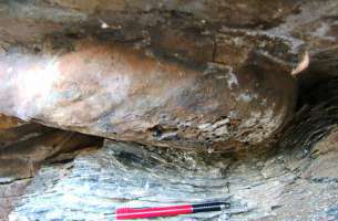 Dropstones